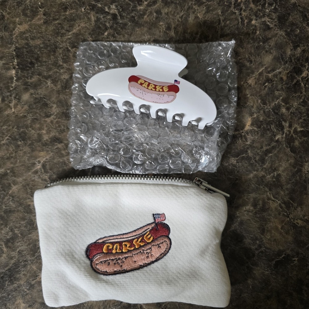 PARKE White Hot Dog HairClaw Clip and Case New
